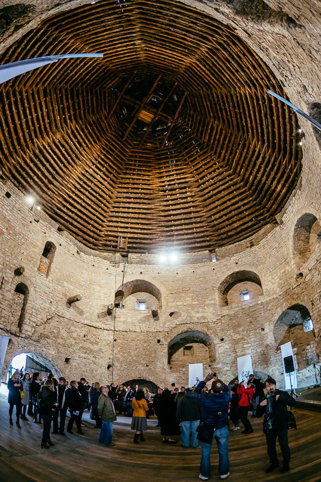 Внутри Покровской башни Подземелье Средневековье