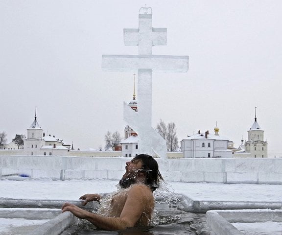 Погружение в Иордани. Photo:Sergey Ponomarev