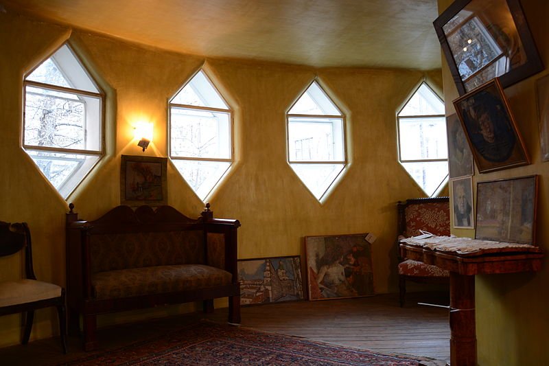 Комната дома Мельникова фото 2014 года