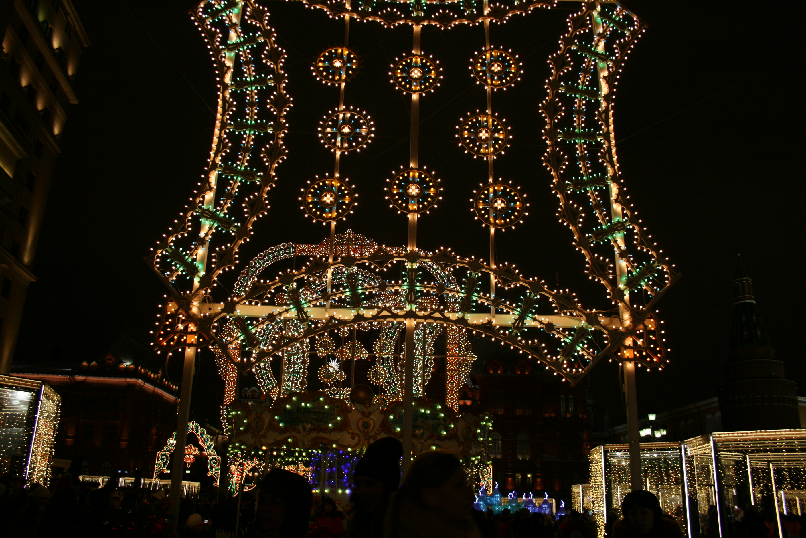Фестиваль Путешествие в Рождество на Манежной площади