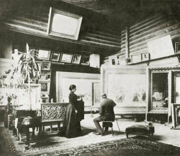 Мастерская Василия Верещагина в его доме в Нижних Котлах. 1890 годы