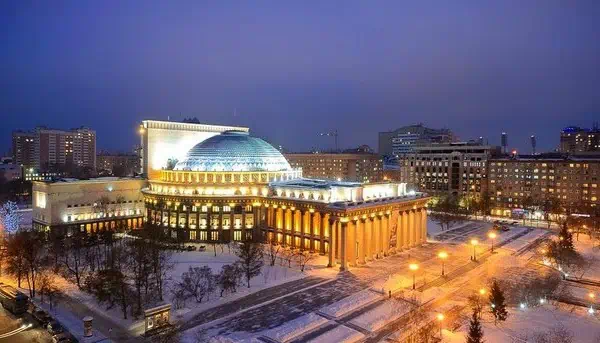 Театр оперы и балета в Новосибирске