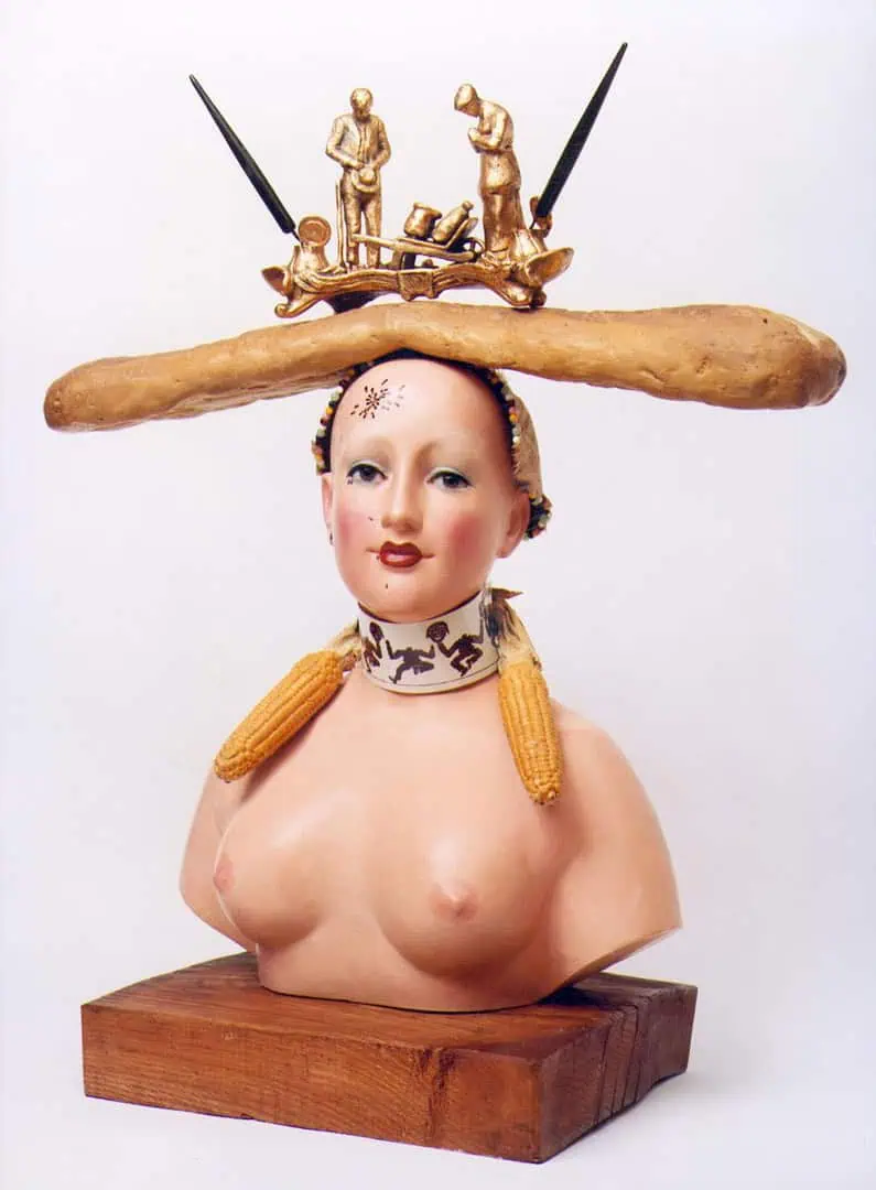 Дали. Ретроспективный женский бюст