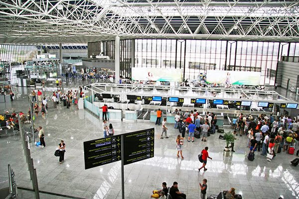 aeroport-sochi-vnutri