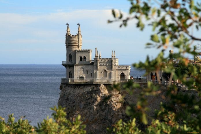 Ласточкино гнездо. Крым