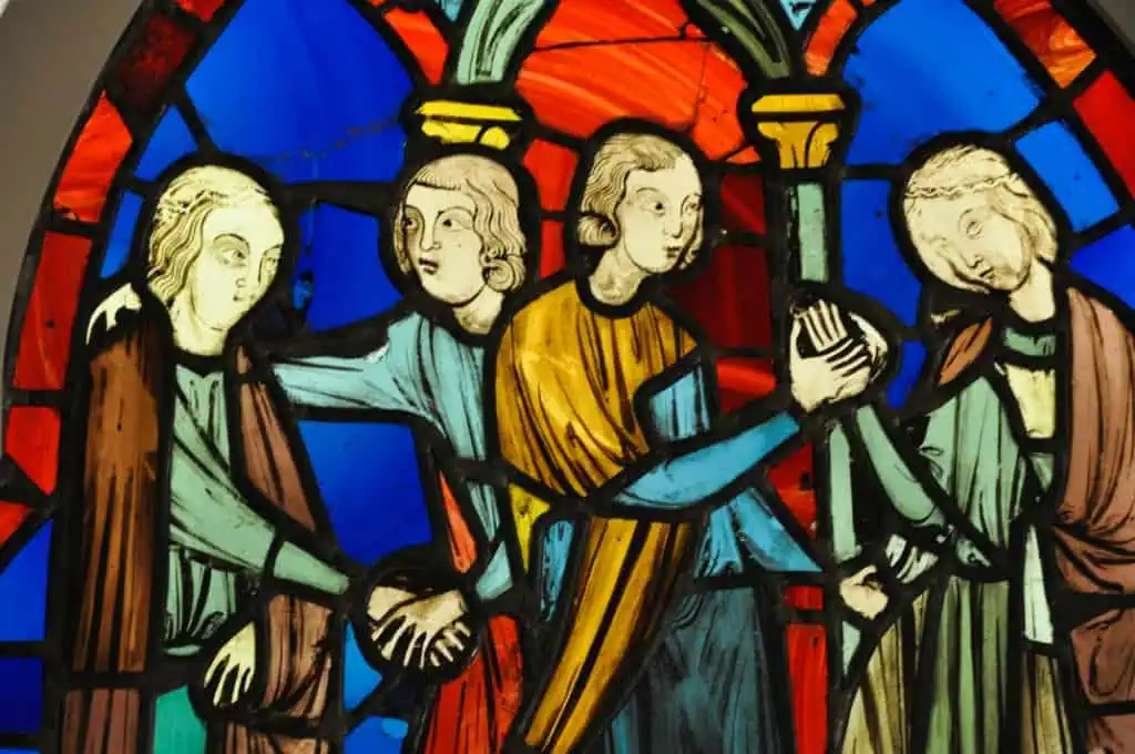 Двойная помолвка. Людовик Святой и реликвии и Сент-Шапель