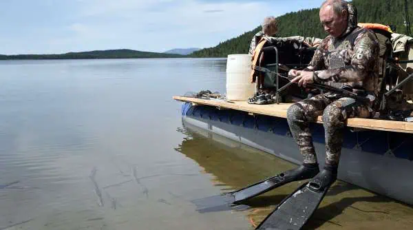 Путин на рыбалке в Республике Тыва. 2017 год