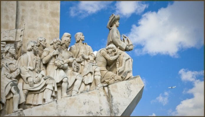Португалия памятник первооткрывателям