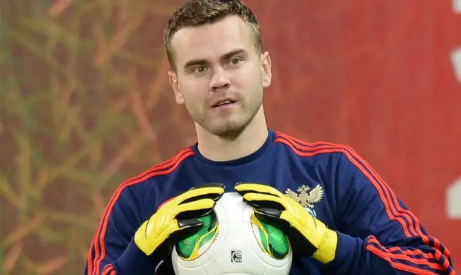 Игорь Акинфеев самые красивые игроки чемпионата мира