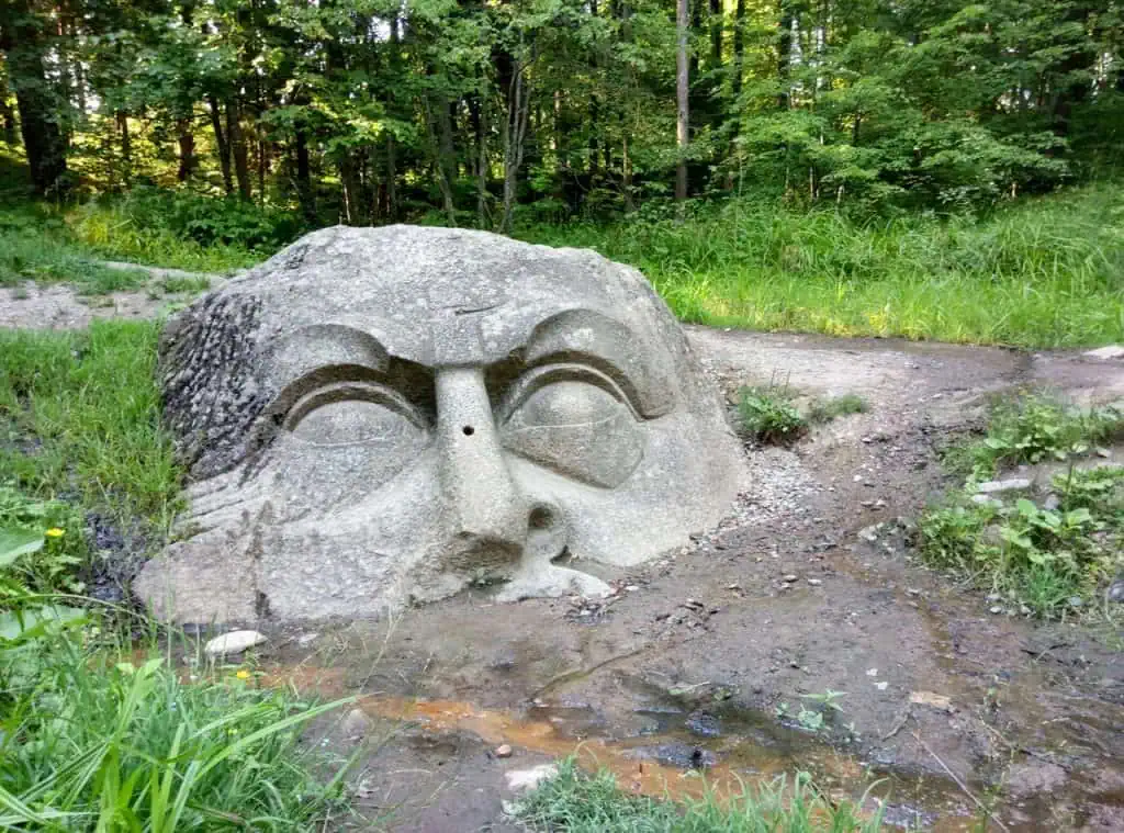 Еруслан Лазаревич - Богатырь из Петергофа (Сергиевки)