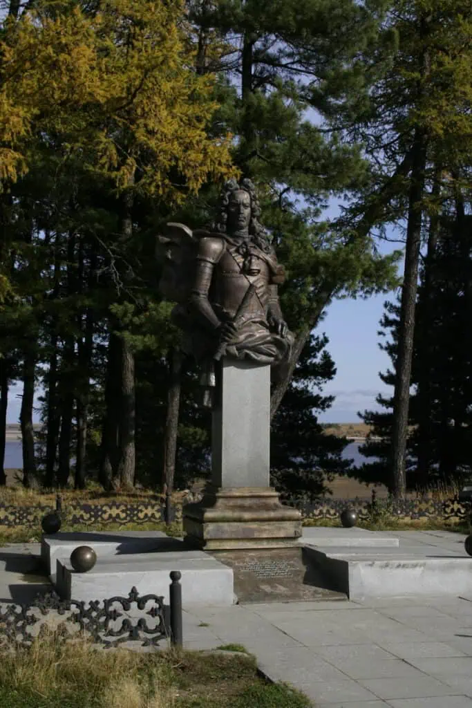 pamiatnik menshikovu v berezovo