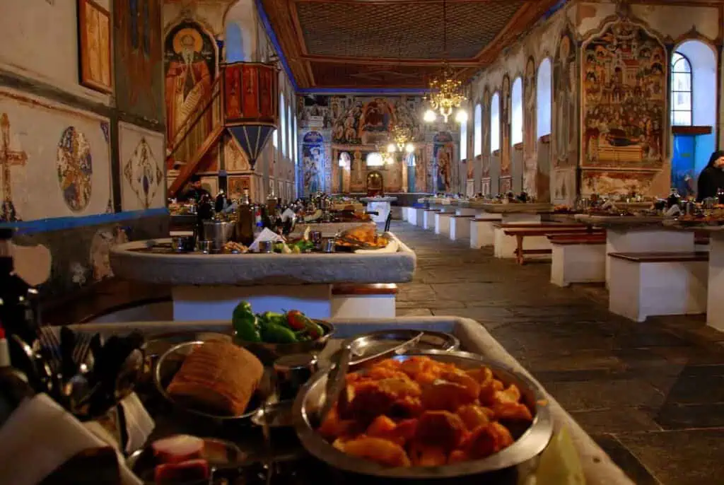 Постный стол в монастыре