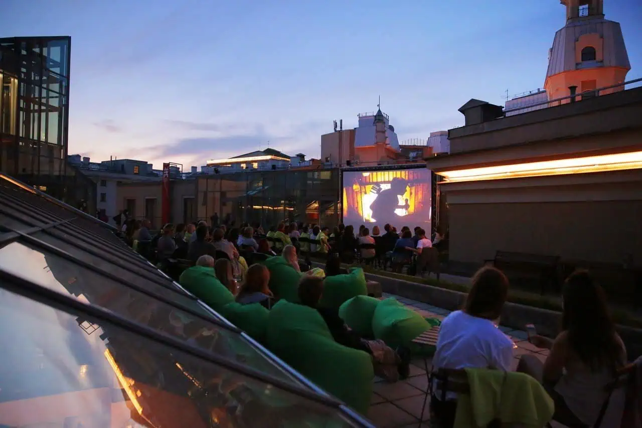 Крыша Александринского театра