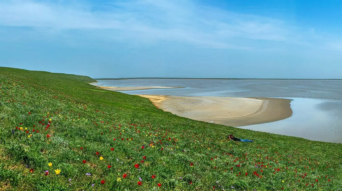 ozero-manich-gudilo-foto