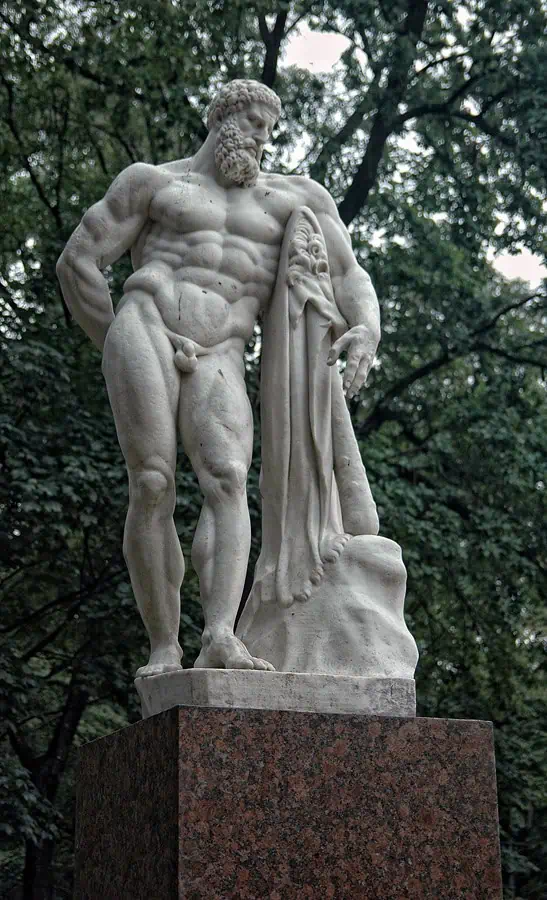 геракл фарнезский в Александровском саду