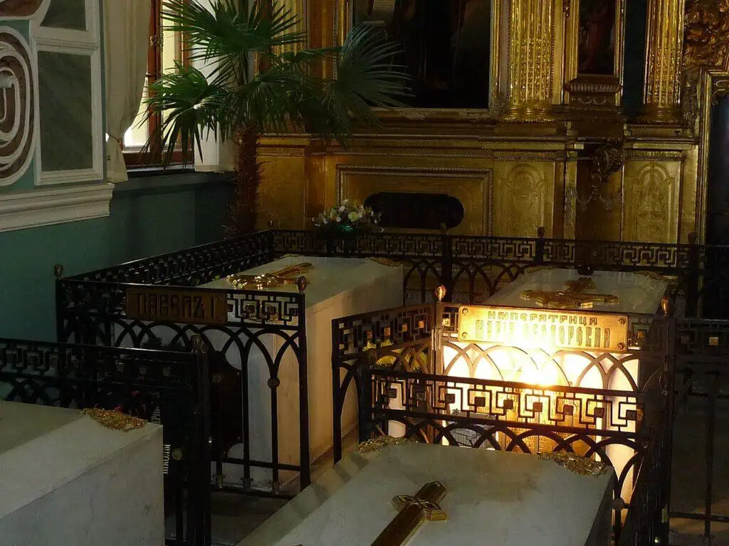 надгробие павла первого в петропавловском соборе